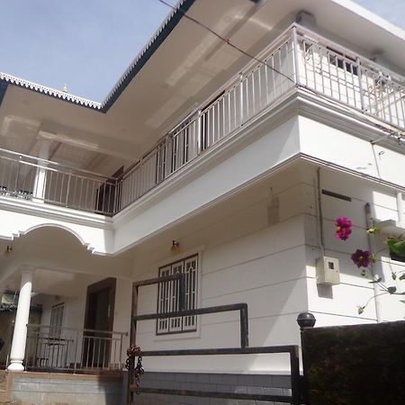 مونار Aarons Cottage المظهر الخارجي الصورة